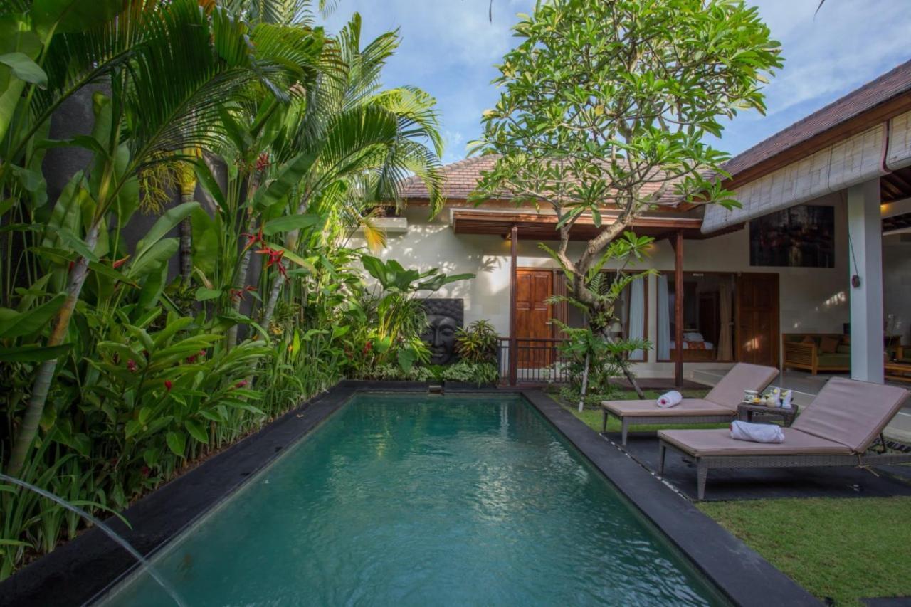 Sandi Agung Villa - CHSE Certified Seminyak Esterno foto