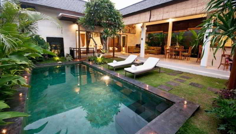 Sandi Agung Villa - CHSE Certified Seminyak Esterno foto