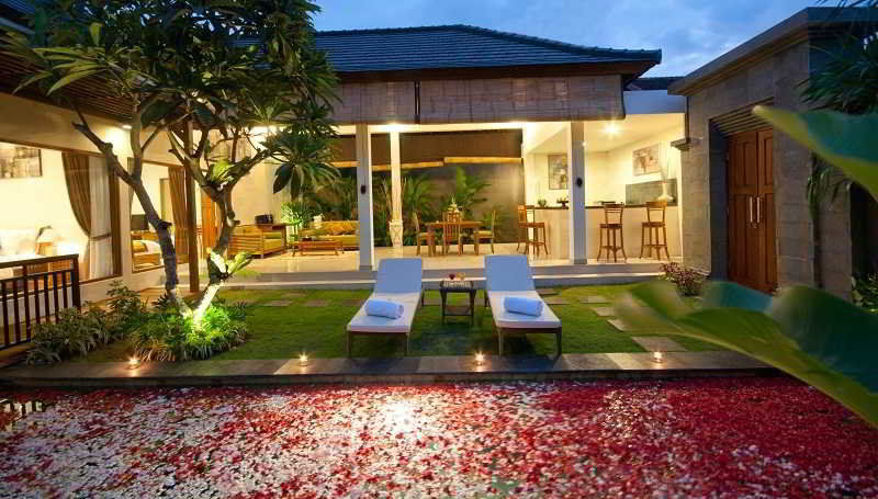 Sandi Agung Villa - CHSE Certified Seminyak Esterno foto