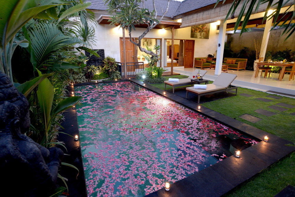 Sandi Agung Villa - CHSE Certified Seminyak Esterno foto