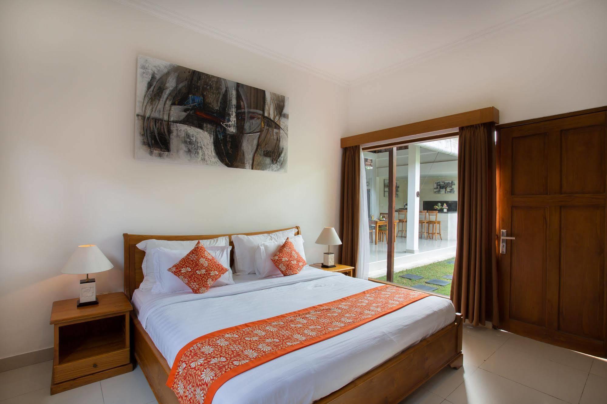 Sandi Agung Villa - CHSE Certified Seminyak Esterno foto
